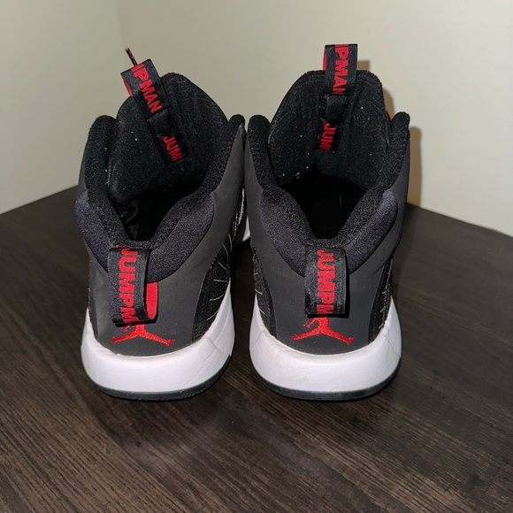 Jordan Jumpman 2021 Black & Red - Picture 2 of 5